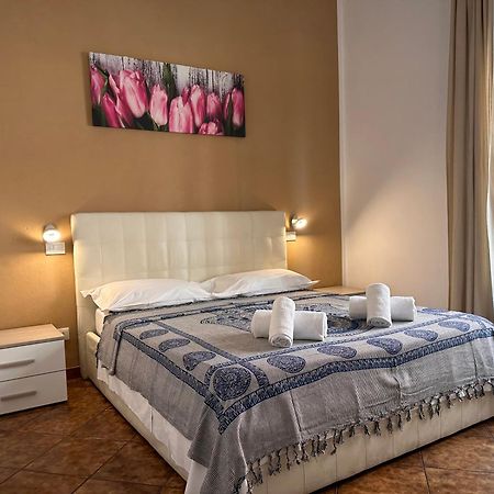 Crown Guest House Pisa Exterior foto