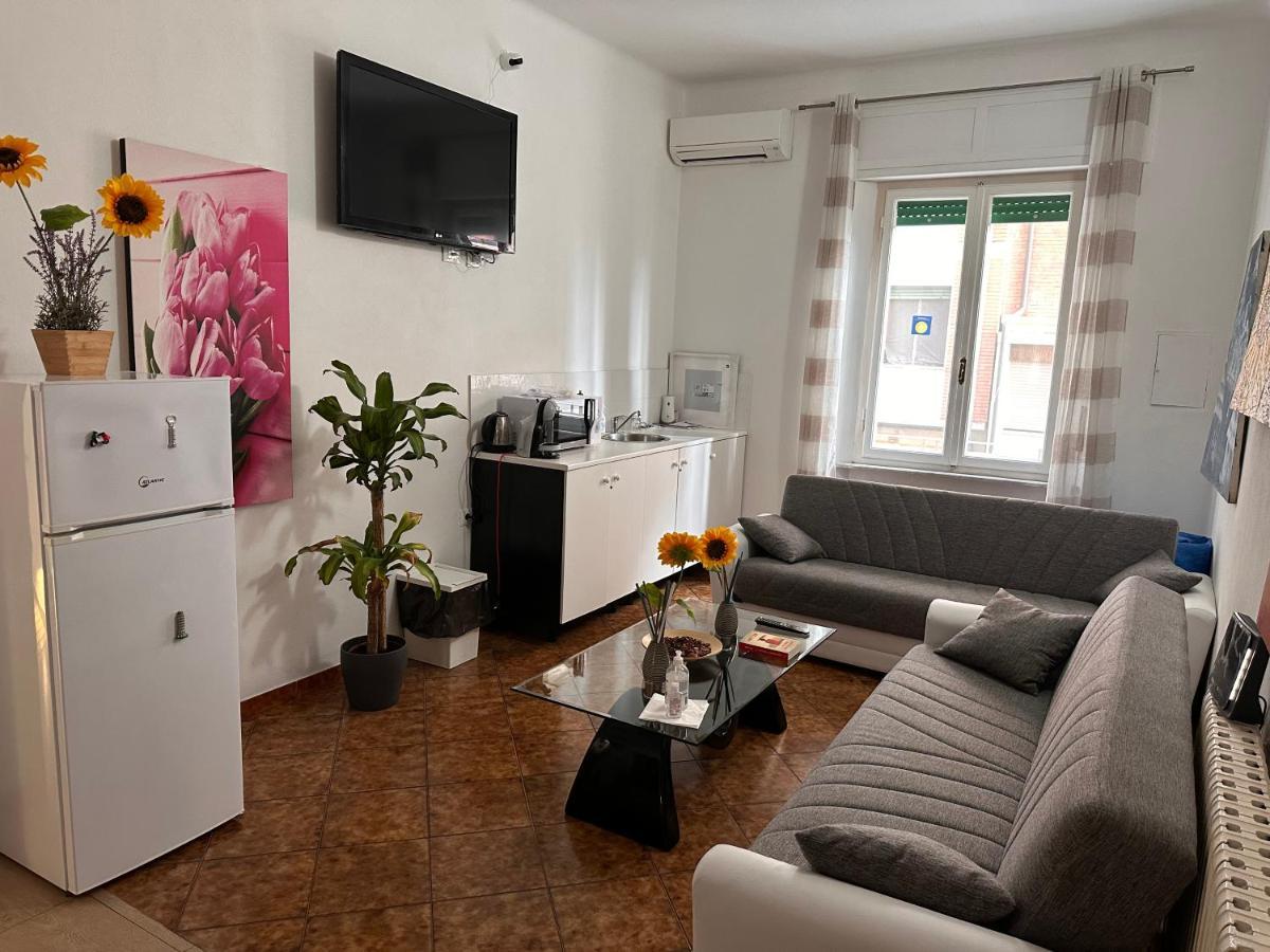 Crown Guest House Pisa Exterior foto