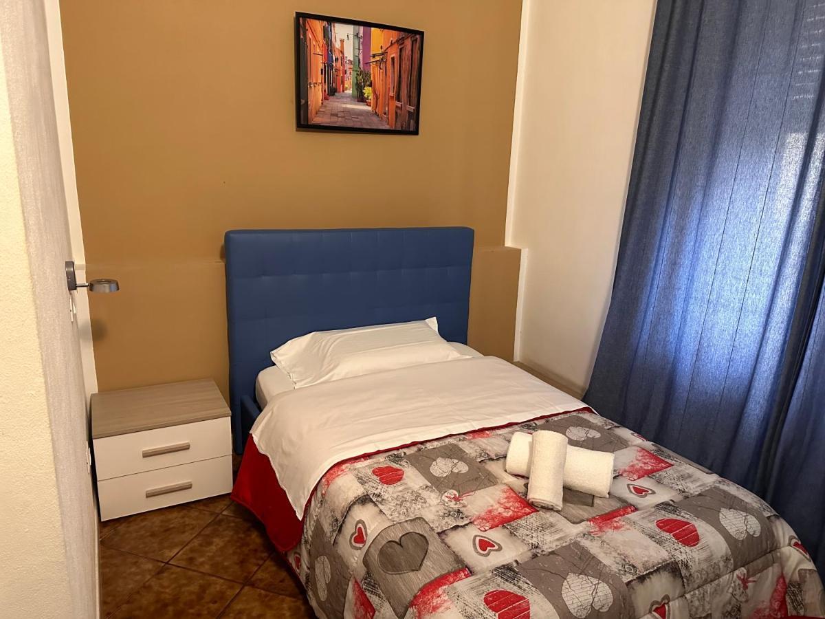 Crown Guest House Pisa Exterior foto