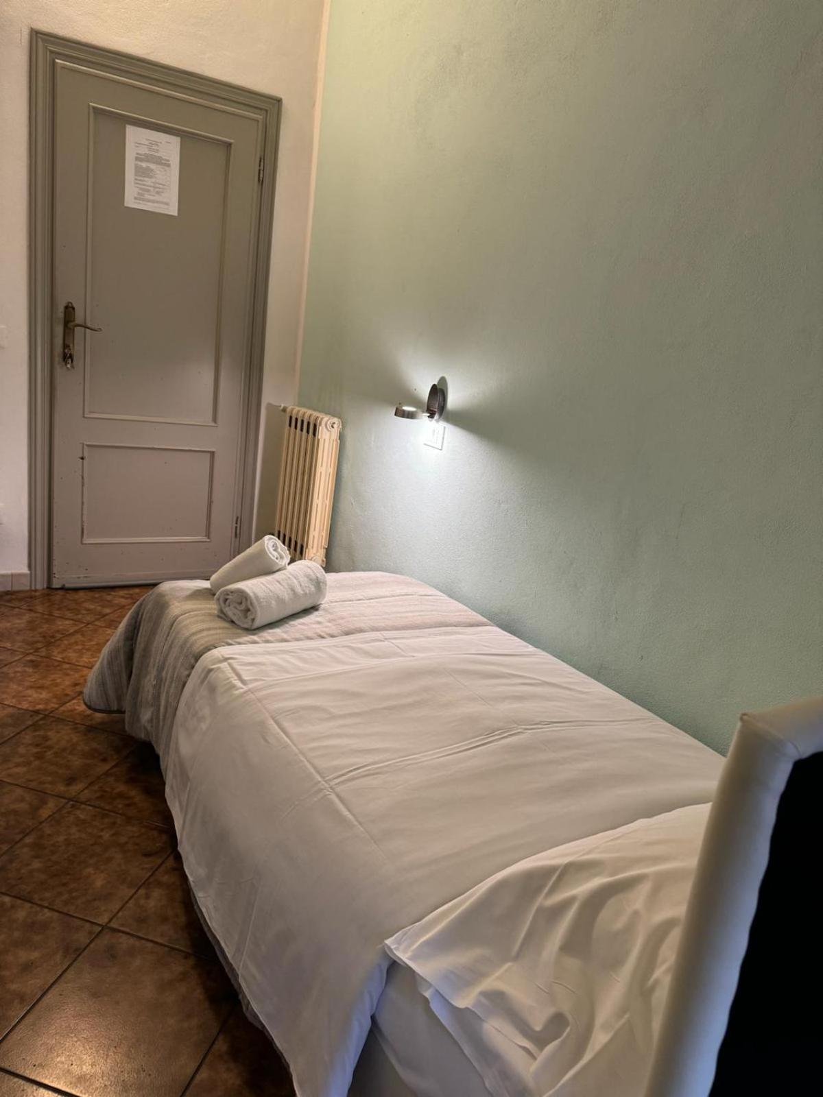 Crown Guest House Pisa Exterior foto